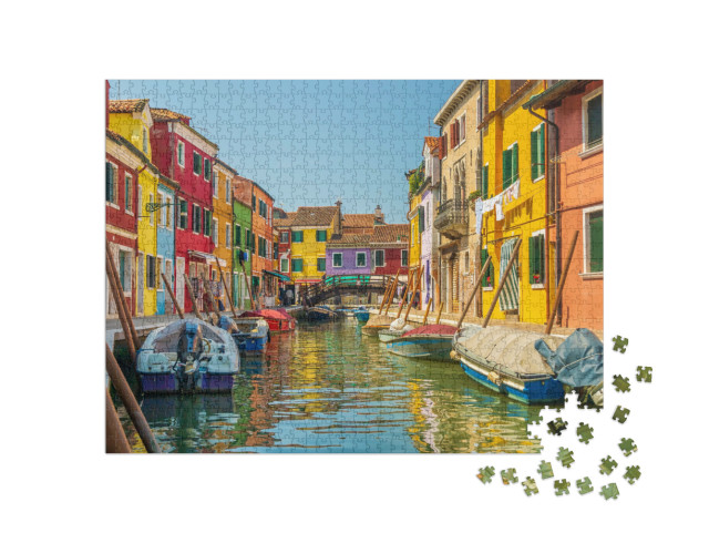 Puzzle 1000 pezzi „Vista delle colorate case veneziane alle Isole di Burano a Venezia“