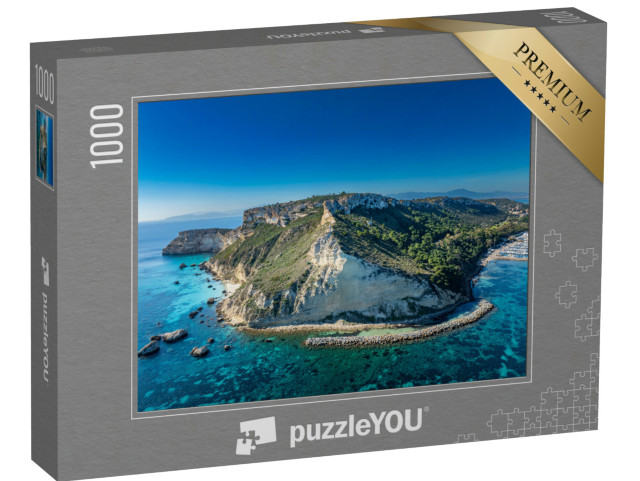 Puzzle 1000 pezzi „La costa di Sella del Diavolo con le sue imponenti scogliere e il mare di Cagliari, in Sardegna“