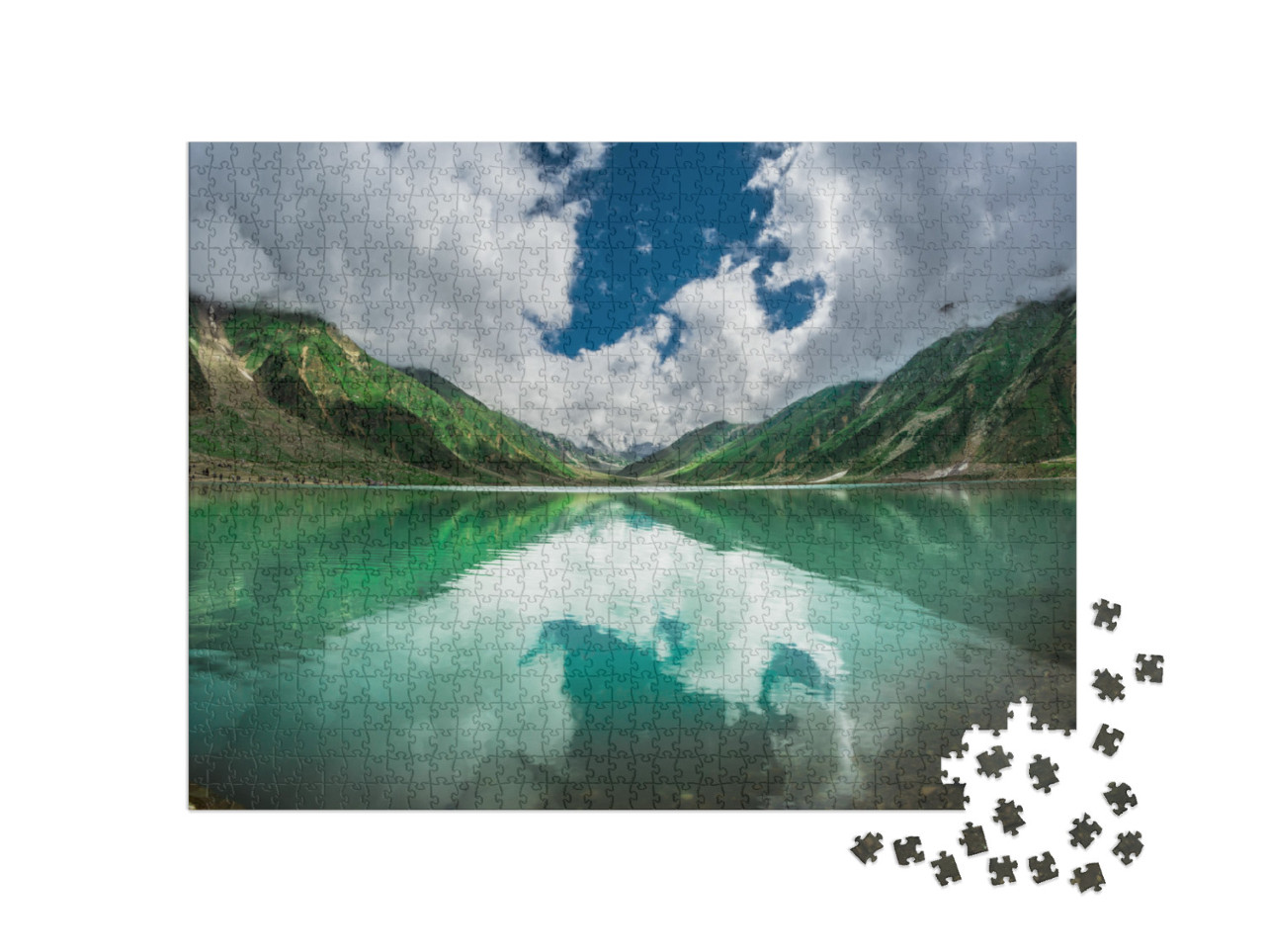 Puzzle 1000 pezzi „3224 metri di altezza: il lago Saiful Muluk, acqua blu-verde in Pakistan“