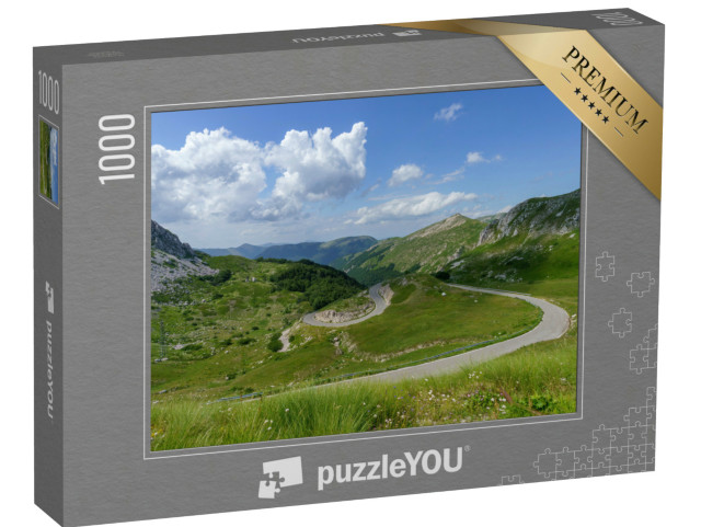 Puzzle 1000 pezzi „Paesaggio montano lungo la strada per Sella di Leonessa, Terminillo, Provincia di Rieti, Lazio“