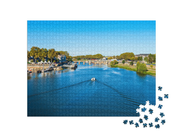 Puzzle 1000 pezzi „La Loira vicino ad Angers, nella Francia occidentale“