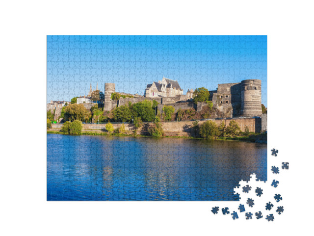 Puzzle 1000 pezzi „Chateau Angers nella Valle della Loira, Francia“