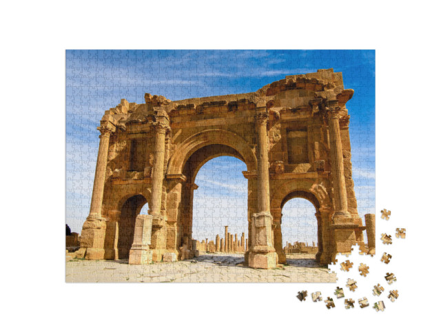 Puzzle 1000 pezzi „La città di Timgad, in rovina, sui monti Aures in Algeria“