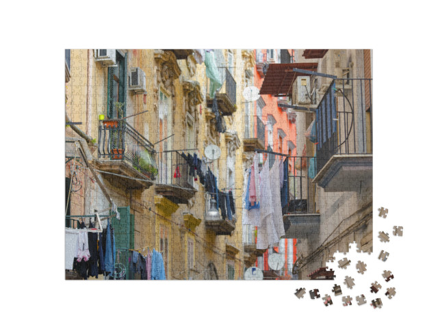 Puzzle 1000 pezzi „Il famoso quartiere dei Quartieri Spagnoli a Napoli, Italia“