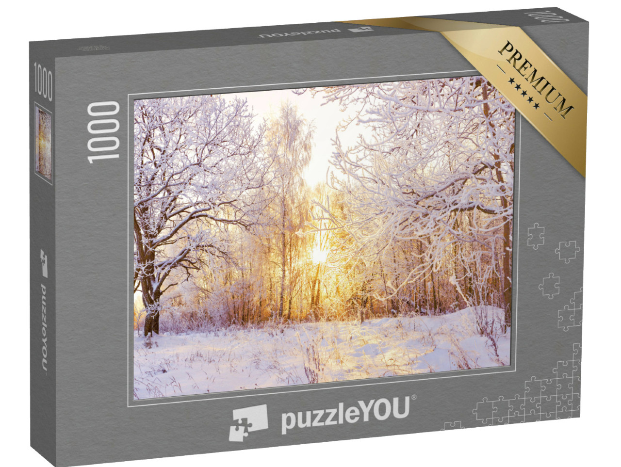 Puzzle 1000 pezzi „Paesaggio invernale innevato nella foresta mentre il sole tramonta“
