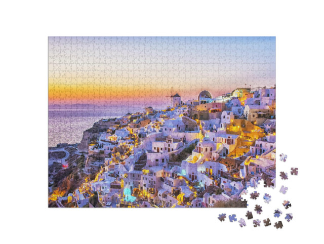 Puzzle 1000 pezzi „Il villaggio di Oia con le tradizionali case bianche e i mulini a vento, Santorini, Grecia“