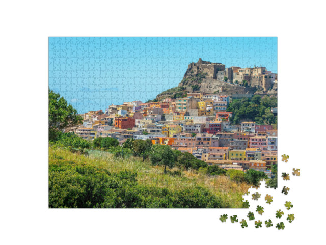 Puzzle 1000 pezzi „Vista dell'antico e colorato borgo medievale di Castelsardo vicino a Sassari, Sardegna, Italia“
