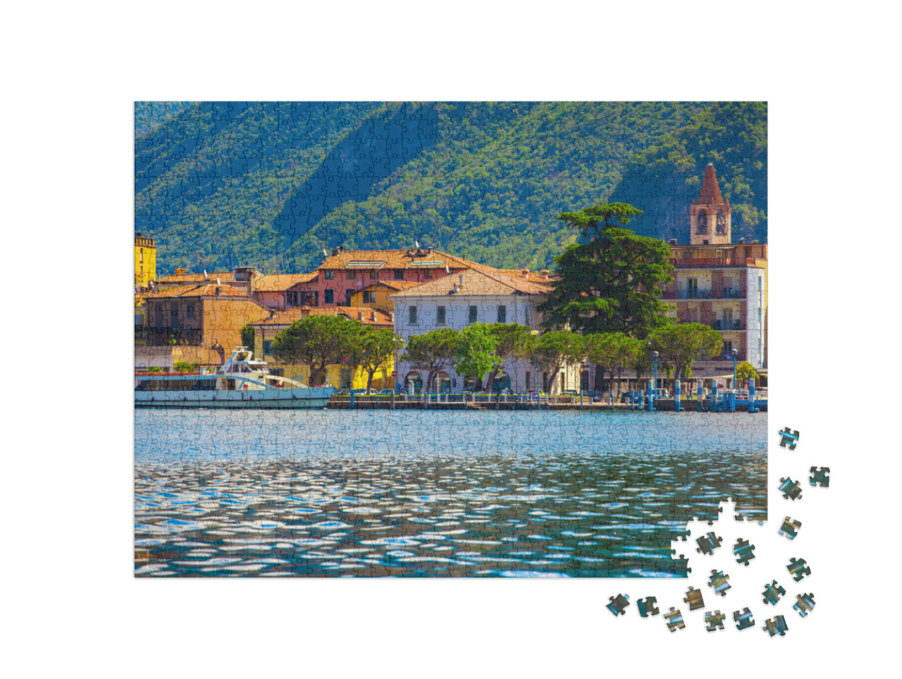 Puzzle 1000 pezzi „Panorama della città di Sulzano, in una luminosa giornata di sole. Italia, Alpi, Lago d'Iseo.“