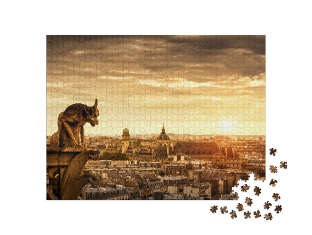 Puzzle 1000 pezzi „Gargoyle sulla cattedrale di Notre Dame, con Parigi sullo sfondo“
