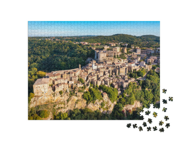 Puzzle 1000 pezzi „Il borgo medievale di Pitigliano sopra le rupi tufacee in provincia di Grosseto, Toscana“