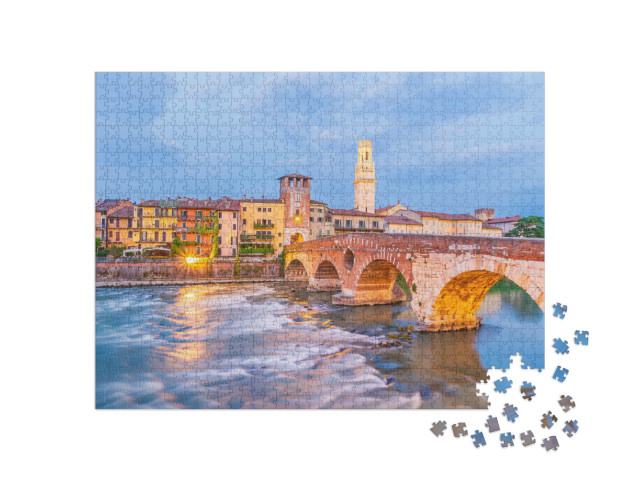 Puzzle 1000 pezzi „Verona, skyline del centro città, paesaggio urbano dell'Italia al tramonto“