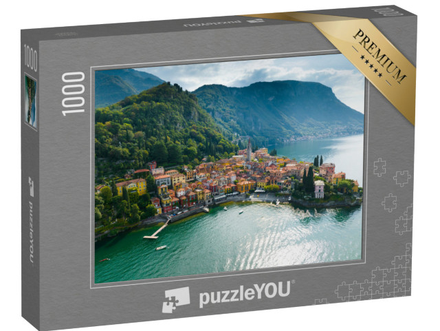 Puzzle 1000 pezzi „Volo sopra le case colorate del villaggio di Varenna sul Lago di Como, Italia“