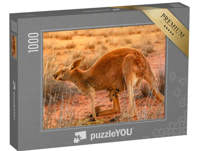 Puzzle 1000 pezzi „Madre canguro con i piccoli nella sabbia rossa dell'outback dell'Australia centrale“