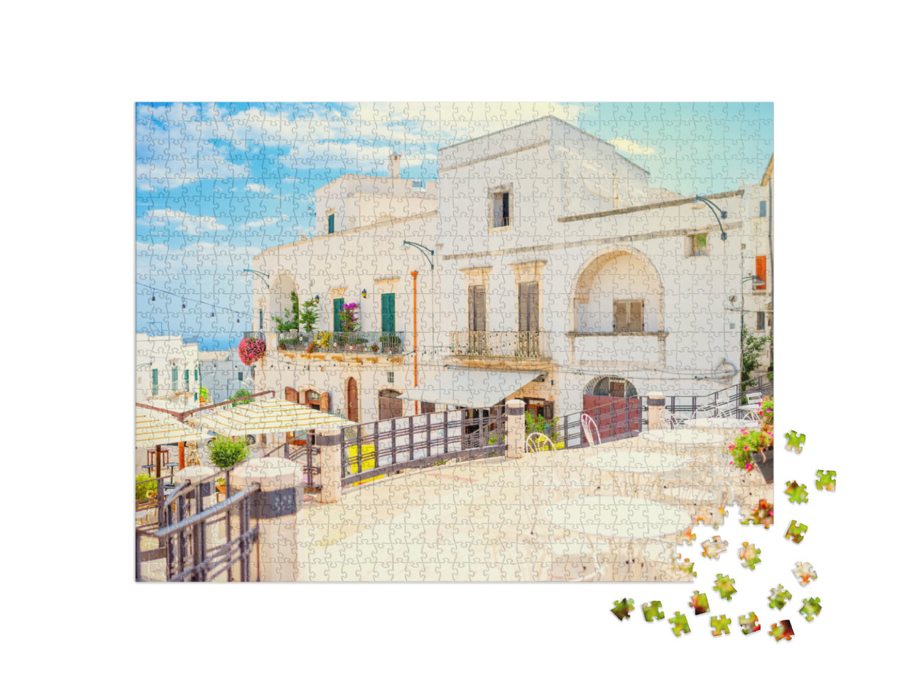 Puzzle 1000 pezzi „Tanti caffè nella zona turistica preferita di Ostuni. Italia“