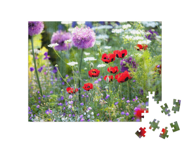 Puzzle 200 pezzi „Un giardino di fiori selvatici inondato di sole“
