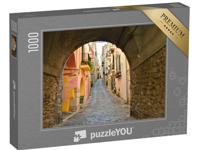 Puzzle 1000 pezzi „Nei vicoli della città di Venafro, nell'Italia centrale“