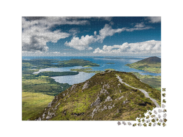 Puzzle 2000 pezzi „Sentiero escursionistico nel Parco Nazionale del Connemara, Irlanda“