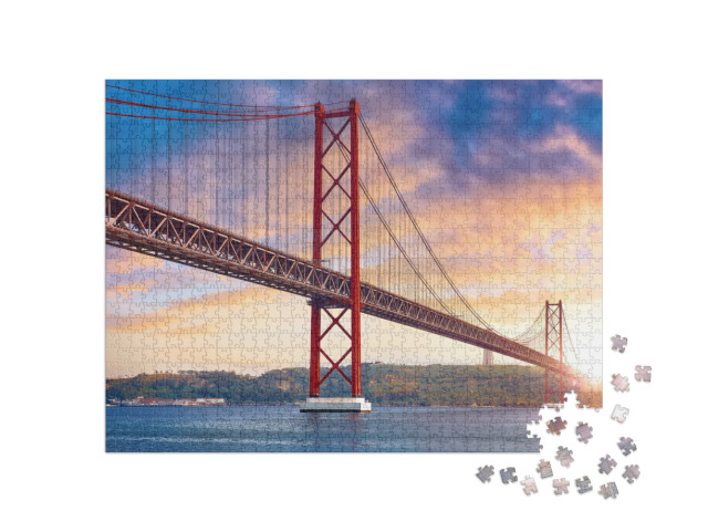 Puzzle 1000 pezzi „Ponte 25 de Abril sul fiume Tago a Lisbona, Portogallo“