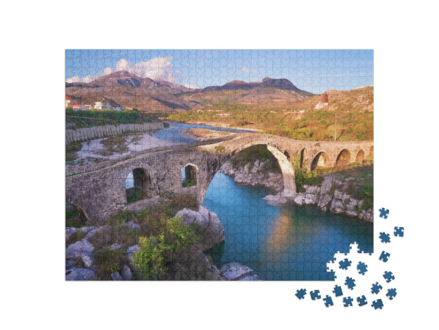 Puzzle 1000 pezzi „Il vecchio ponte Mes a Scutari, Albania“