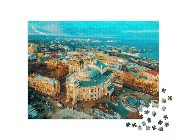 Puzzle 1000 pezzi „Vista a volo d'uccello della città, i tetti di Odessa dall'alto“