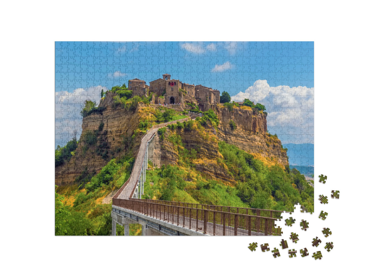 Puzzle 1000 pezzi „Una vista ravvicinata dell'insediamento collinare di Civita di Bagnoregio, nel Lazio, in estate.“