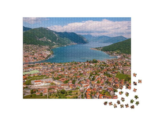 Puzzle 1000 pezzi „Lago d'Iseo, bacino lacustre dell'Italia settentrionale, situato in Lombardia ai piedi delle Alpi“