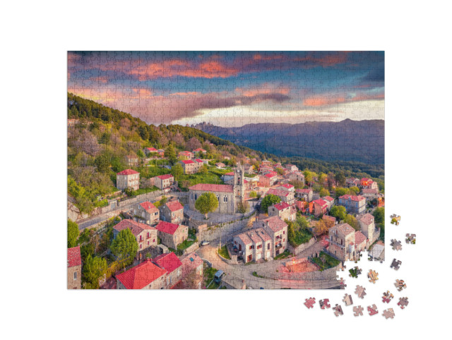 Puzzle 1000 pezzi „Vista mattutina dell'isola di Corsica, Francia, Europa“