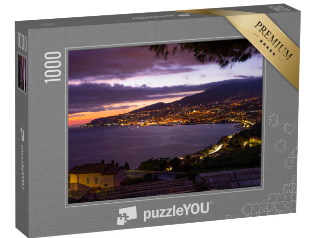 Puzzle 1000 pezzi „Vista panoramica di Sanremo e della costa ligure di notte“