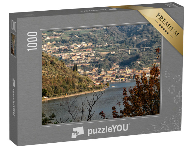 Puzzle 1000 pezzi „Vista di Sulzano da una collina di Monte Isola“