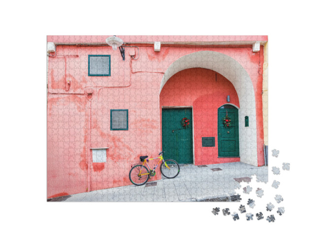 Puzzle 1000 pezzi „Procida (Italia) - Muri colorati e bicicletta a Procida, un'isoletta della Campania, Italia meridionale“