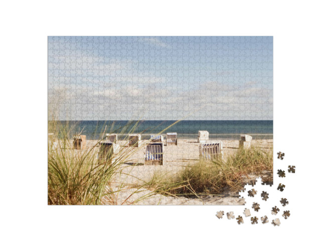 Puzzle 1000 pezzi „Sedie da spiaggia sul Mar Baltico con erba delle dune“