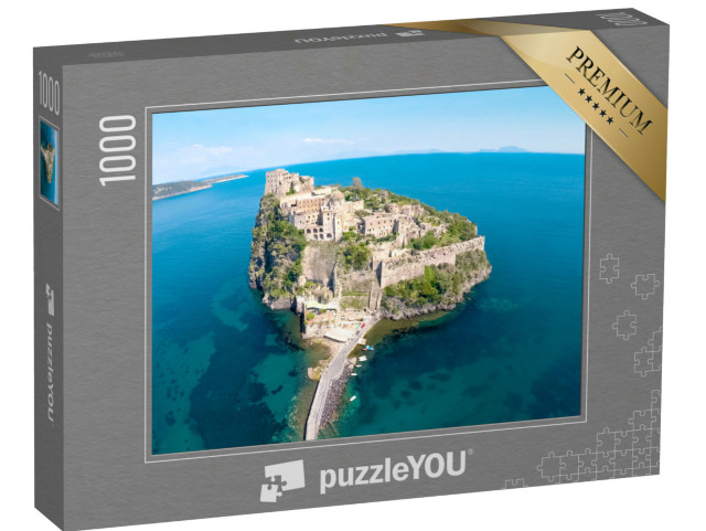 Puzzle 1000 pezzi „Bellissimo monumento storico a Ischia, castello sull'isola vulcanica, vista aerea“