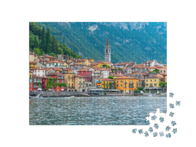 Puzzle 1000 pezzi „Varenna, città situata sul lago di Como, in Italia“
