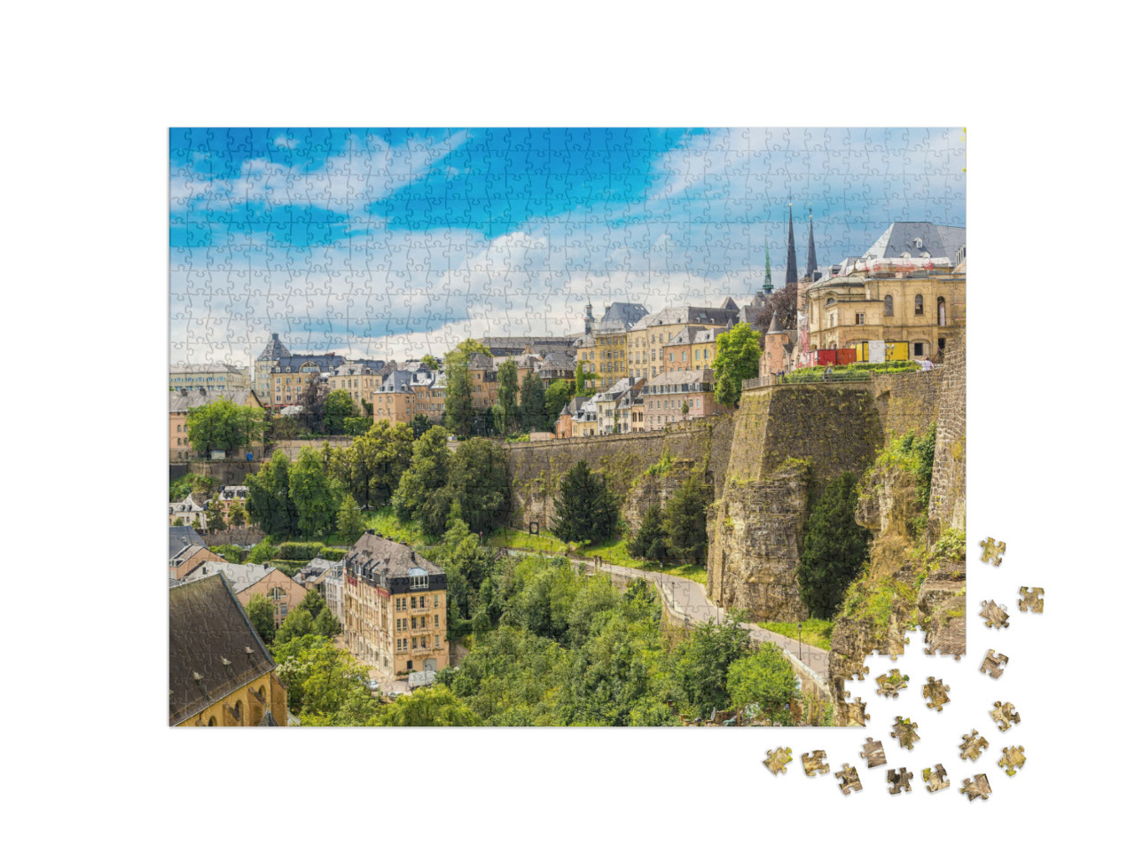 Puzzle 1000 pezzi „Vista aerea panoramica del Lussemburgo in una bella giornata estiva“